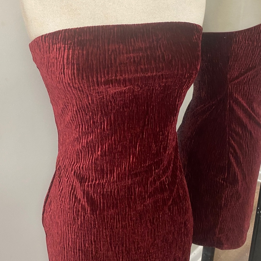 NAKED WARDROBE TEXTURE PLUSH VELVET TUBE DRESS BURGUNDY/WINE  BODYCON BURNOUT - Picture 7 of 14